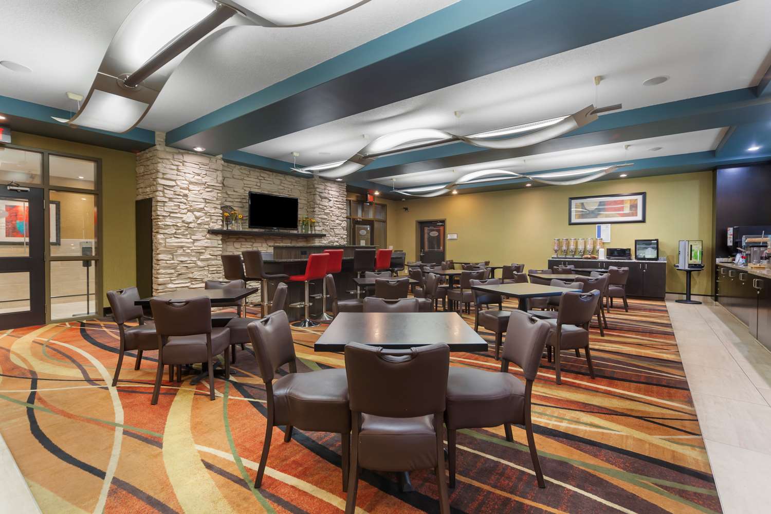 Best Western Plus Sherwood Park Inn and Suites 50/59