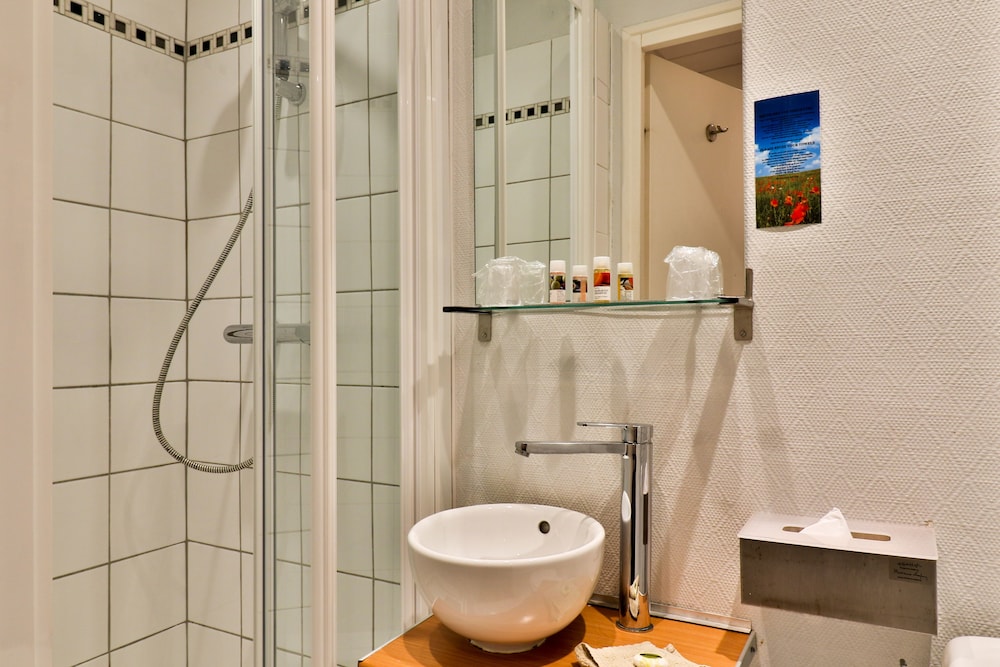 Hotel Victor Hugo 48/50
