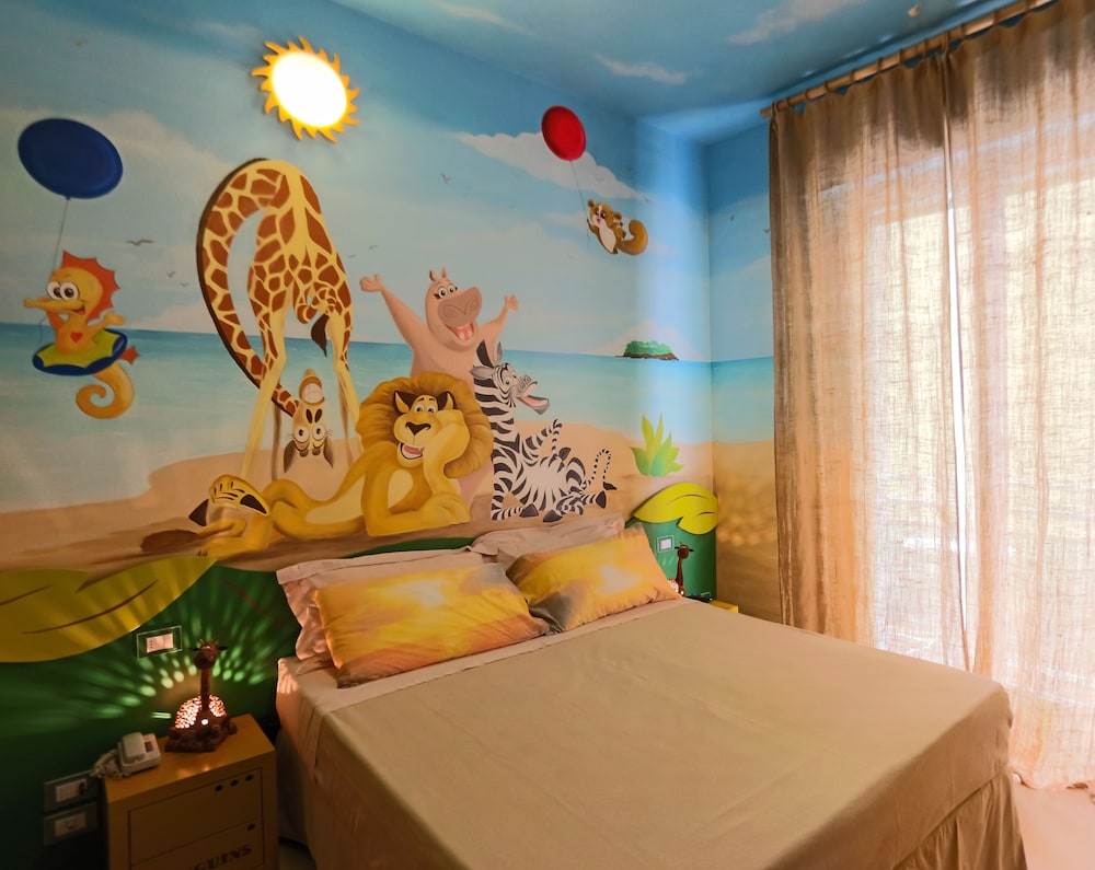 Mini Hotel 16/44
