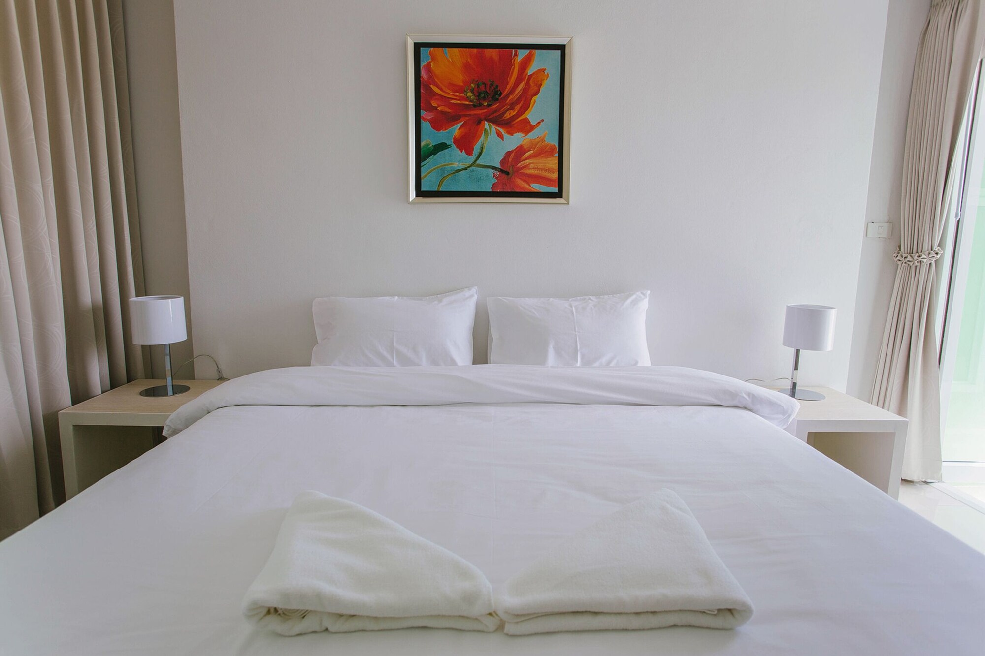 STANDARD, DOUBLE BED