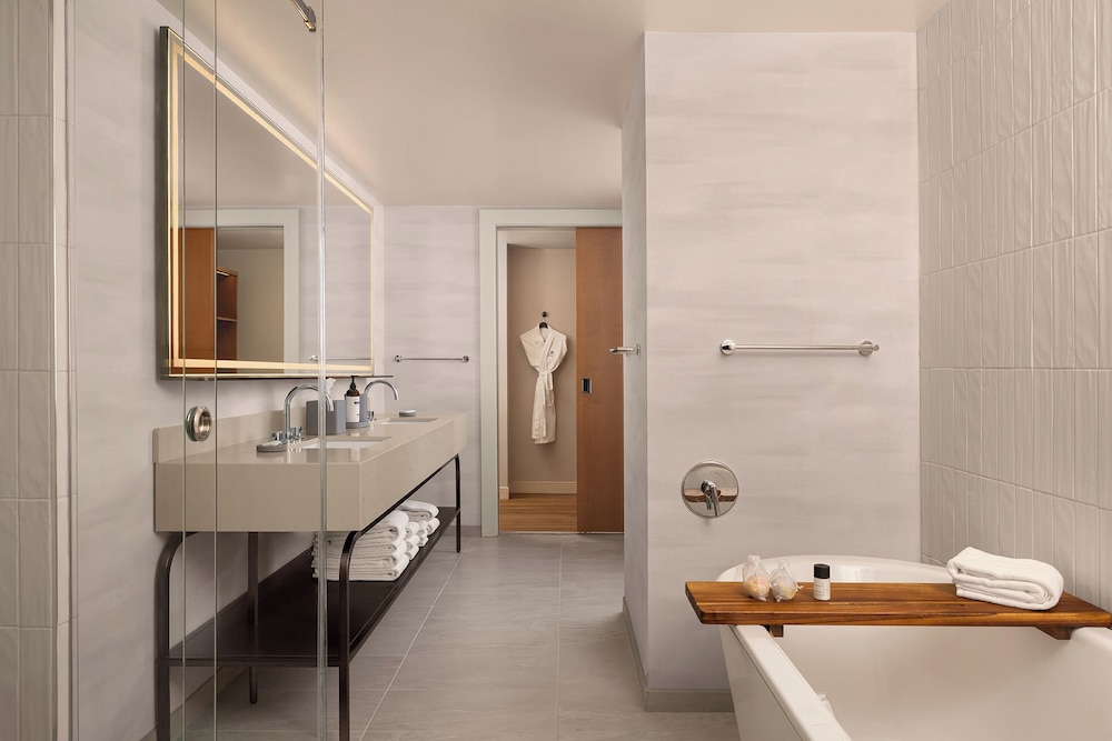 Cottage, Suite, King Bed، Hyatt Regency Denver 4/4