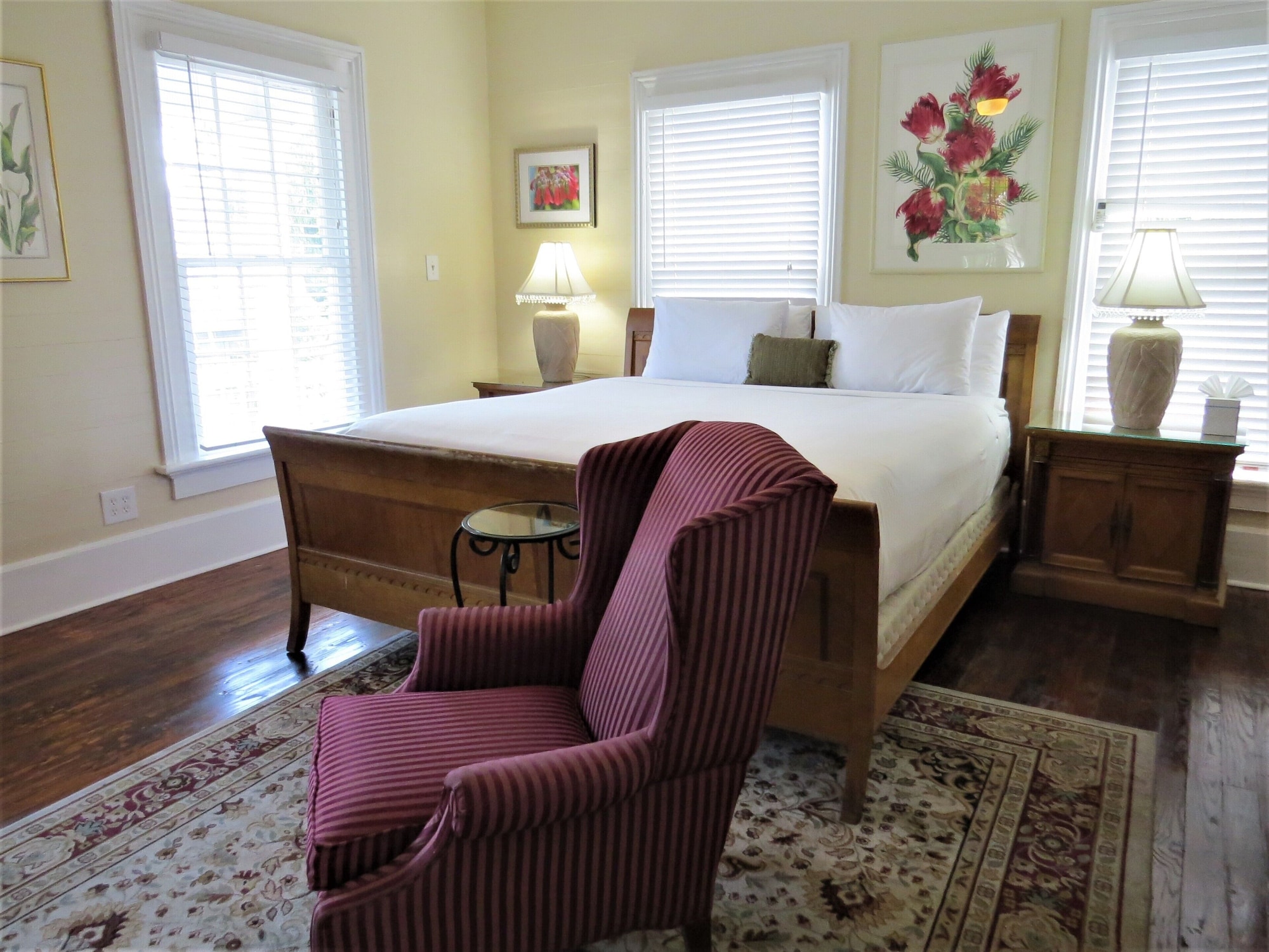 Deluxe, Town House, King Bed, Sofa, Terrace