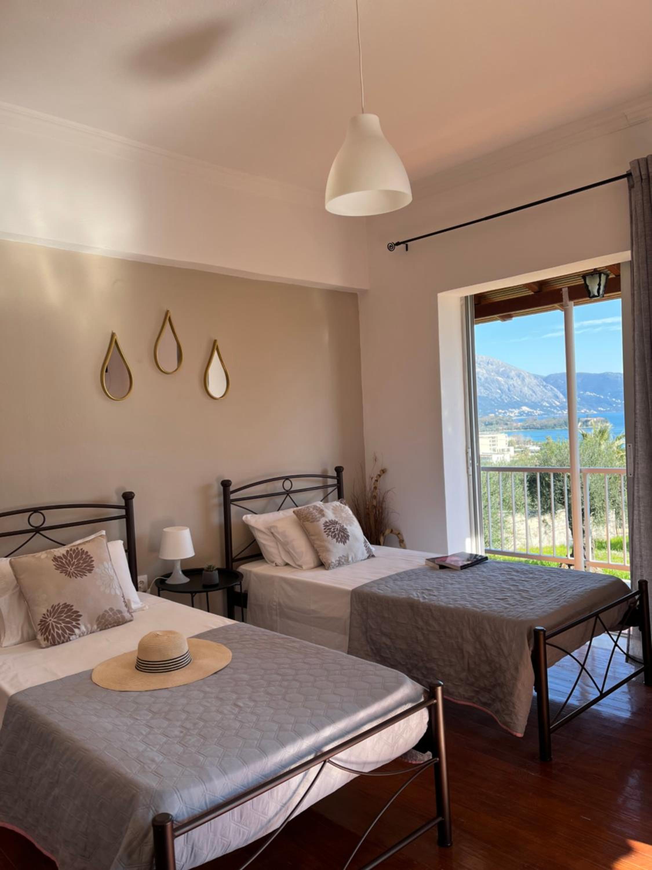 Ilias Apartments 12/51