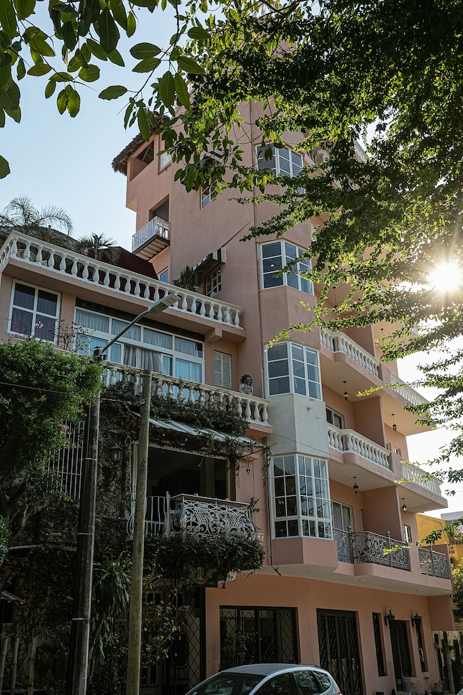 Rivera del Rio Boutique Hotel 5/81