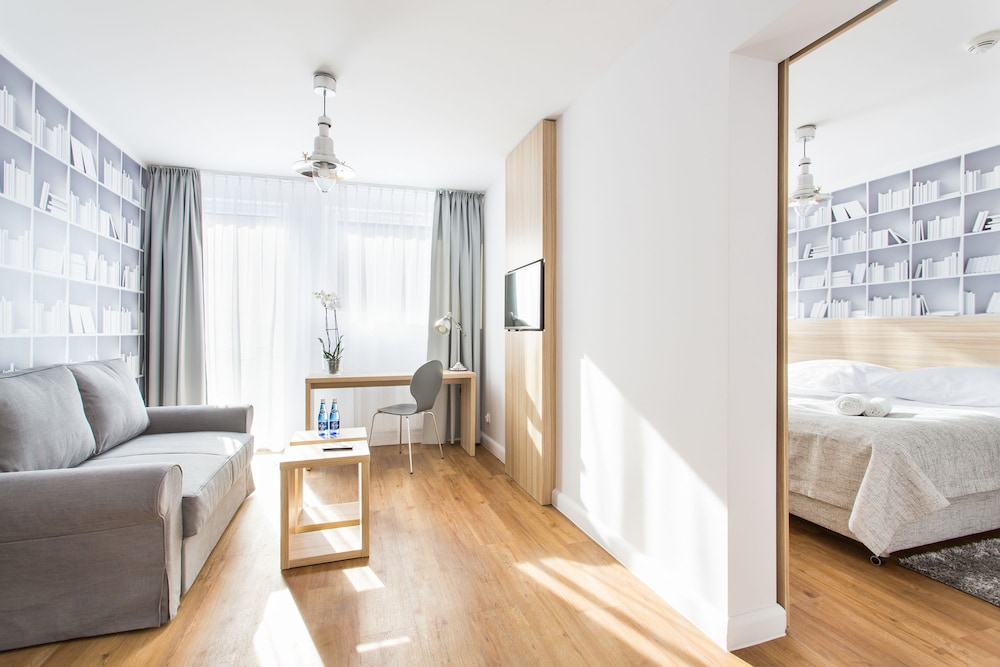 Smart Hotel Garnizon 17/35