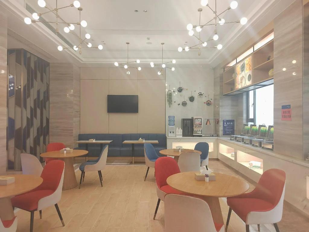 Kyriad Marvelous Hotel (Humen Binhaiwan New Area Store) 33/41