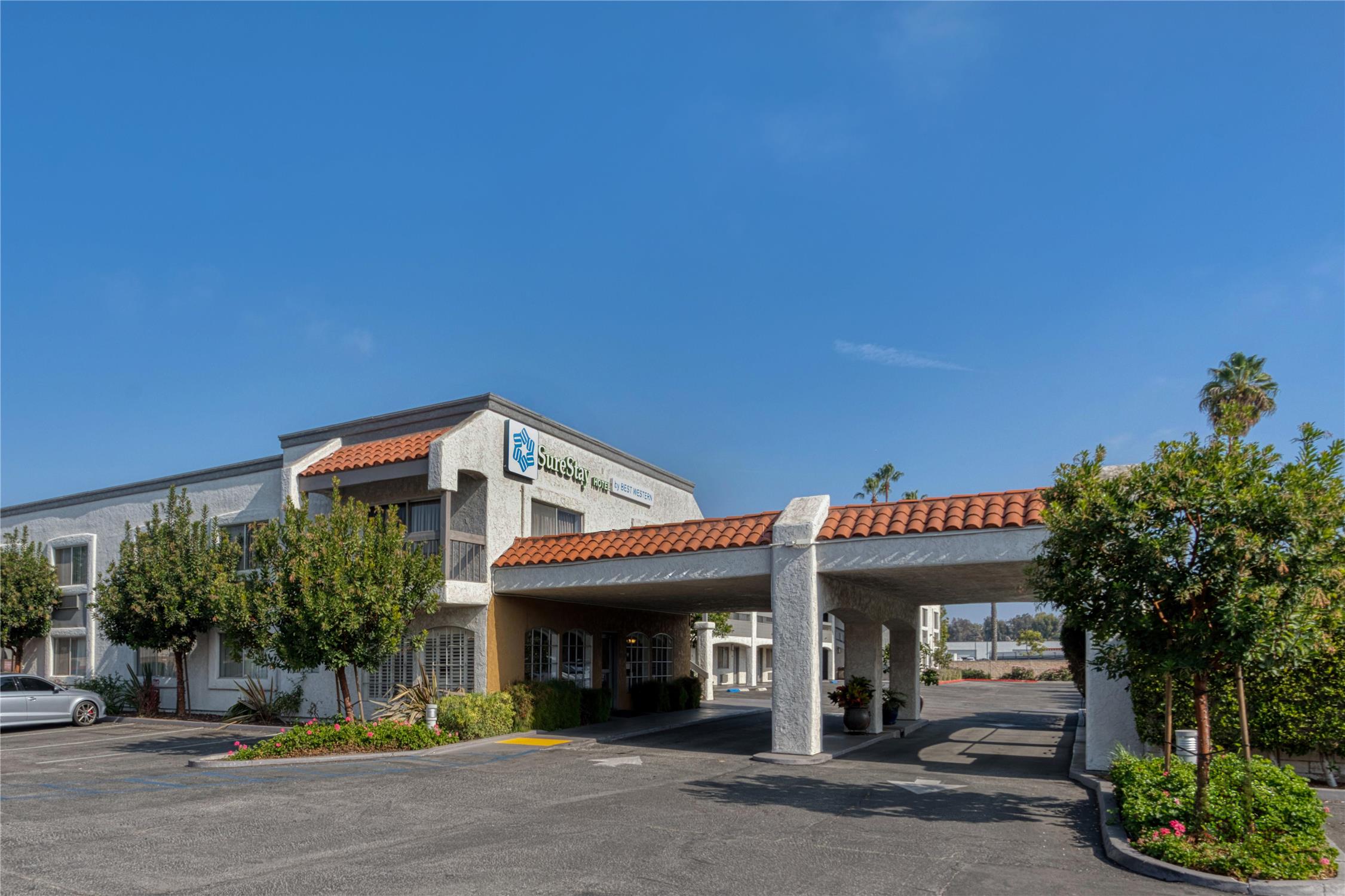 Surestay Hotel By Best Western Camarillo 1/19