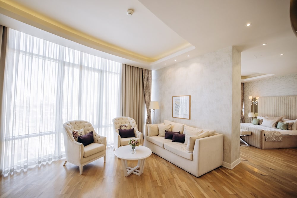 Sahil Hotel Baku 51/68