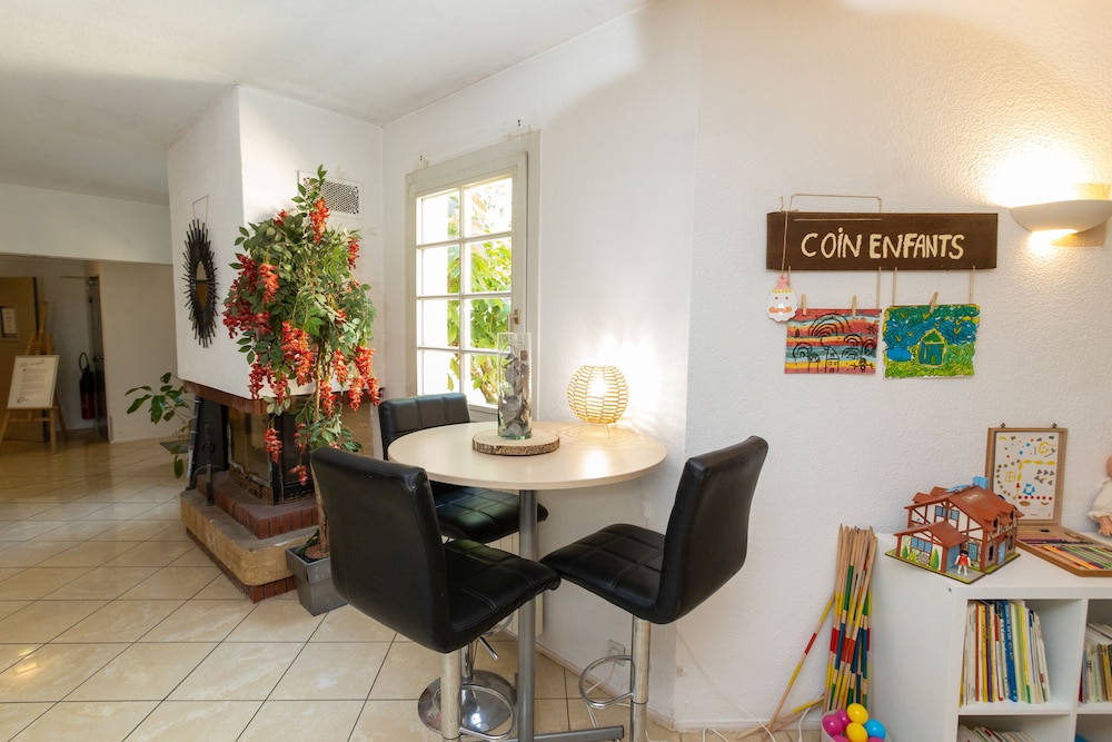 The Originals City Le Cottage D Amphitryon 45/49