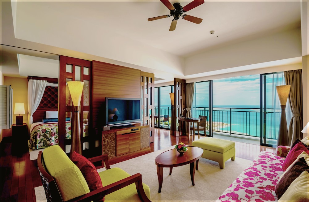 Southern Beach Hotel and Resort Okinawa 46/74