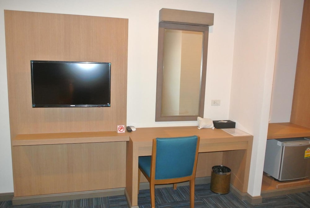 S Tara Grand Hotel 34/44