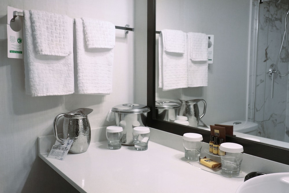 Best Western Plus Sands 21/56