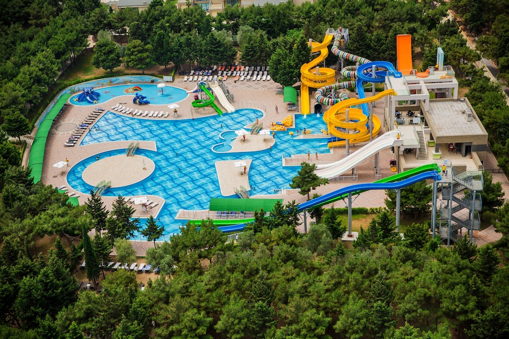Bilgah Beach Hotel 65/75