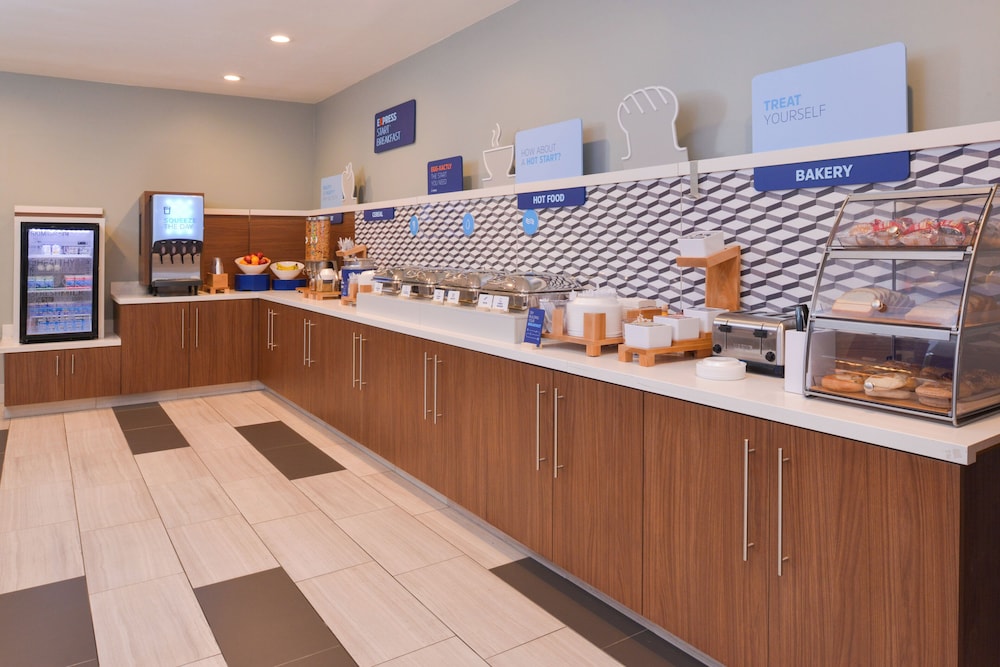 Holiday Inn Express Hotel And Suites Abilene Mall South 17/75