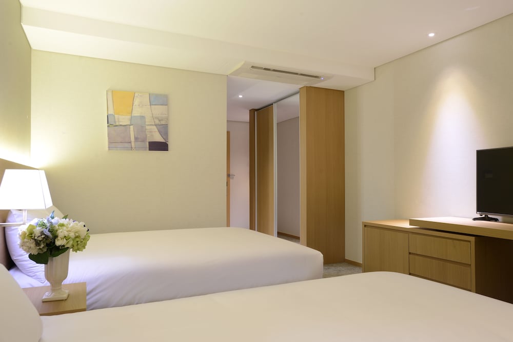 Astar Hotel 21/69