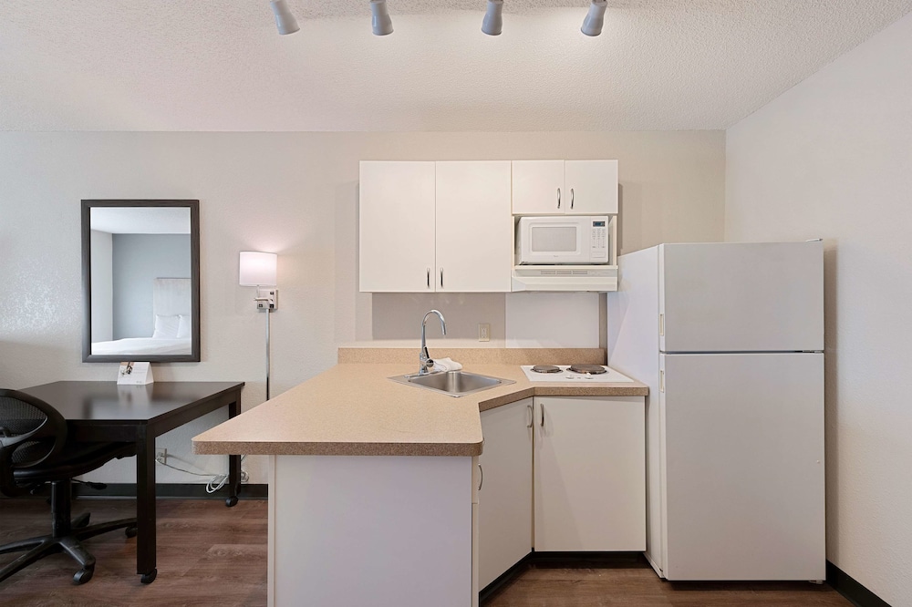 Extended Stay America - Charlotte - Tyvola Rd. 40/48