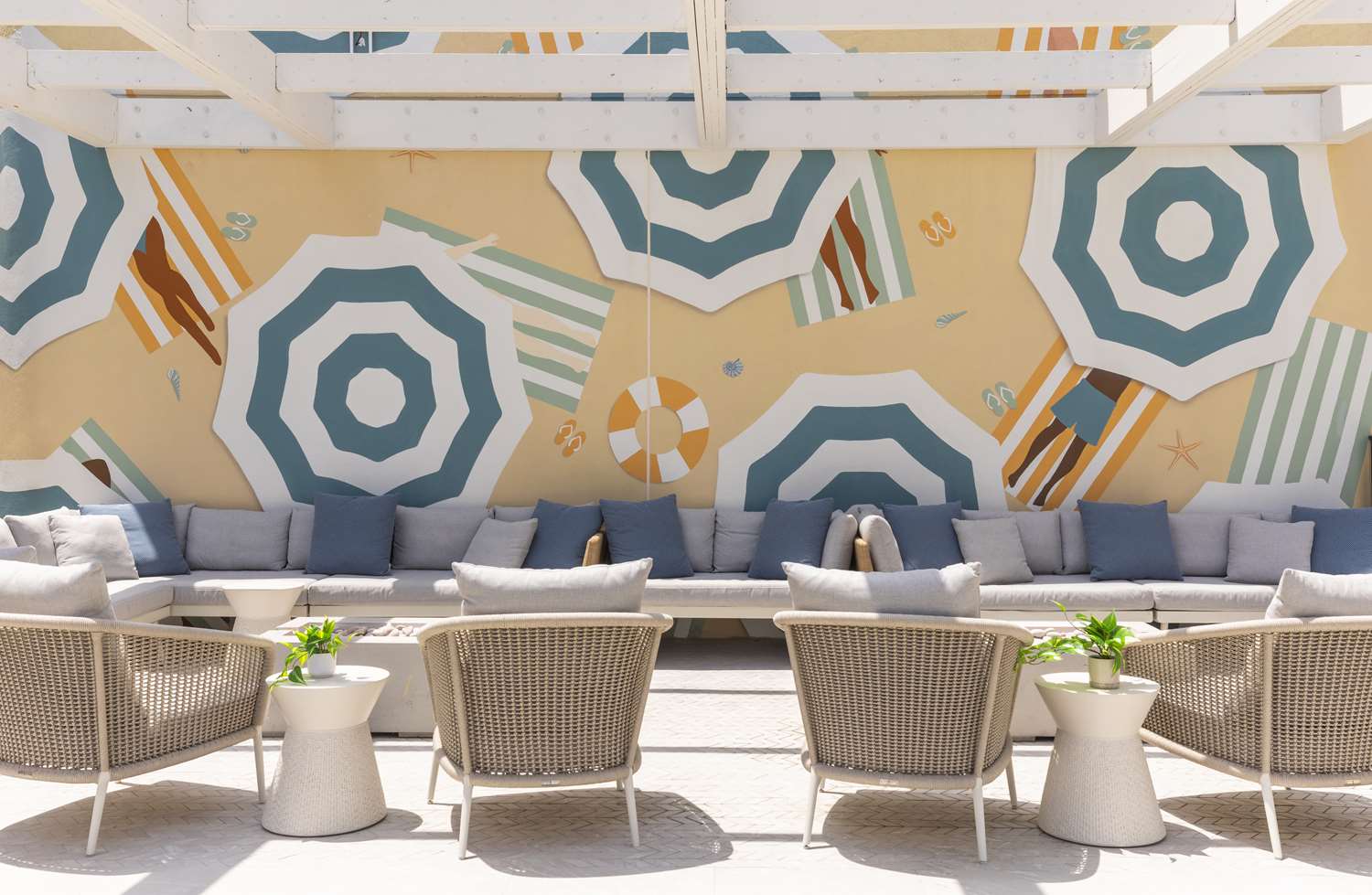The Singer Oceanfront Resort, Curio Collection by Hilton 12/56