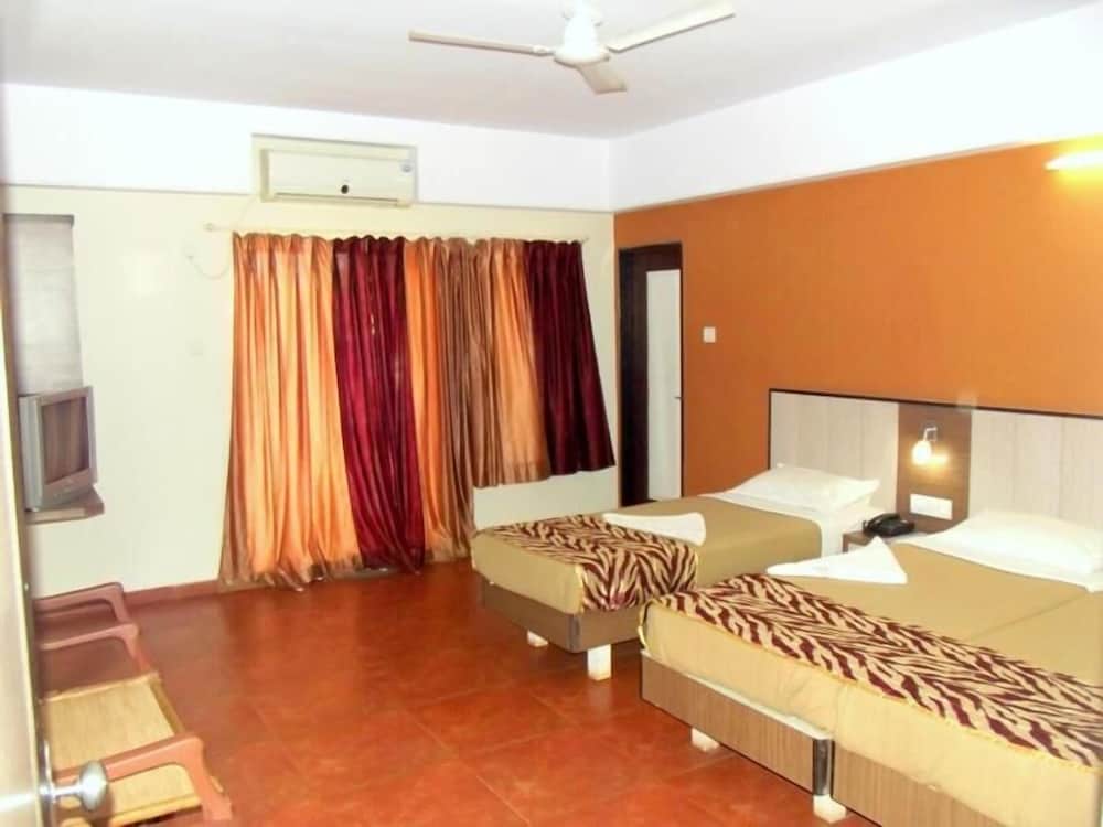 Viva Baga Hotel 12/25