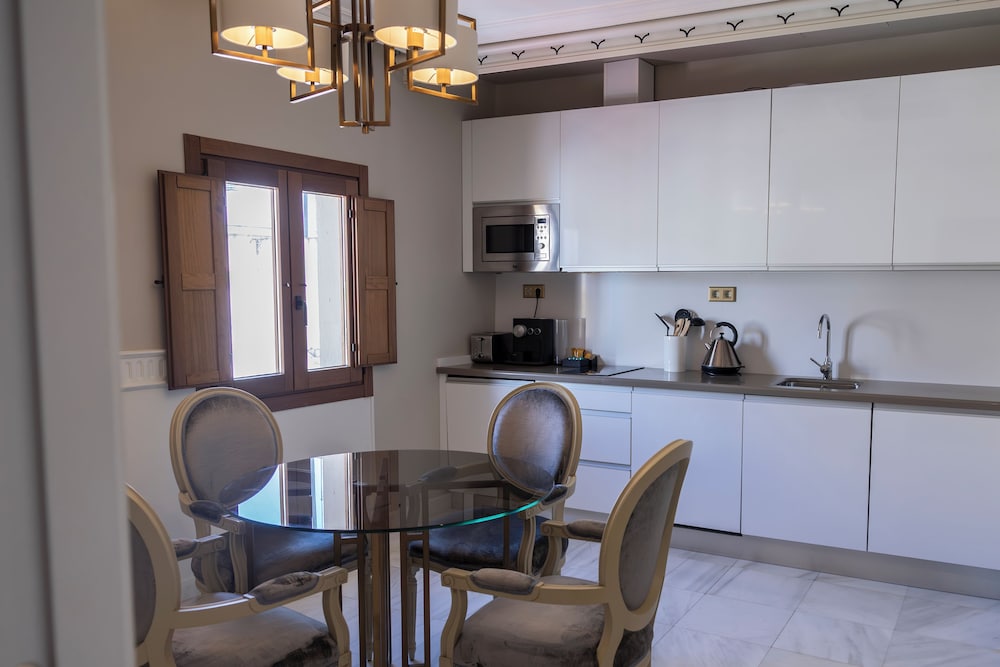 Hotel Gravina 51 44/59