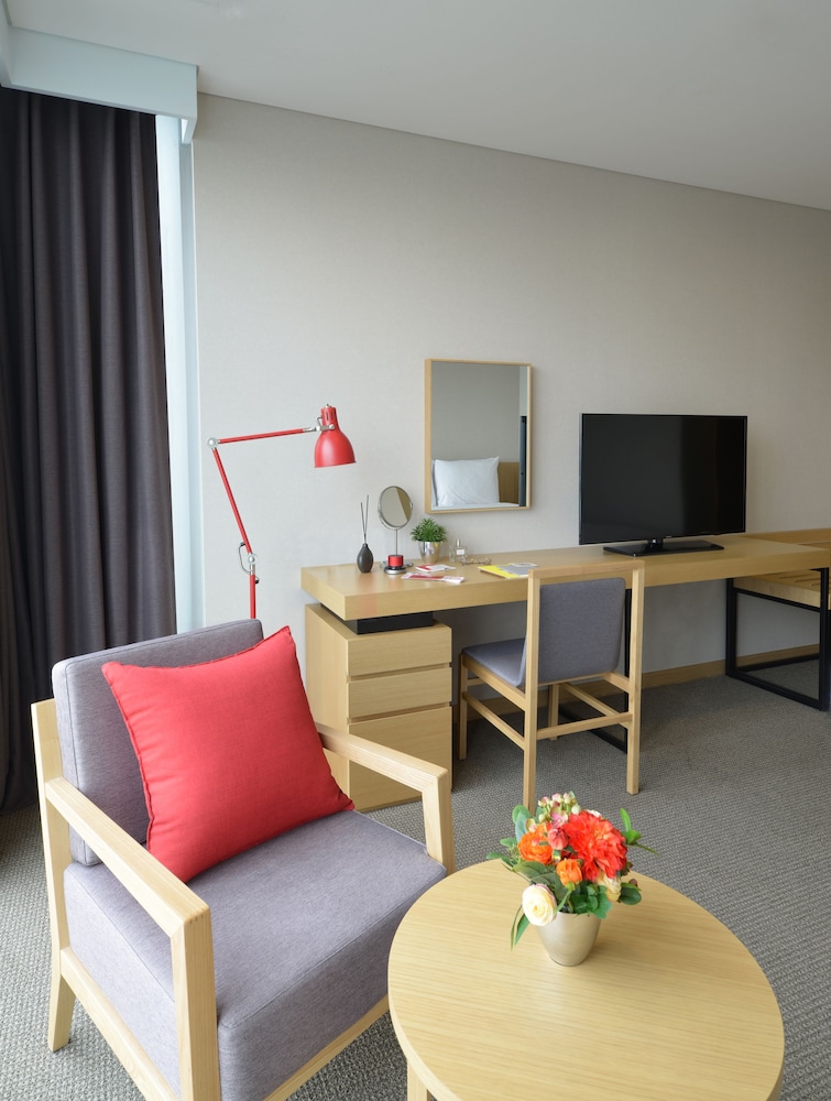 Harbor Park Hotel 38/51