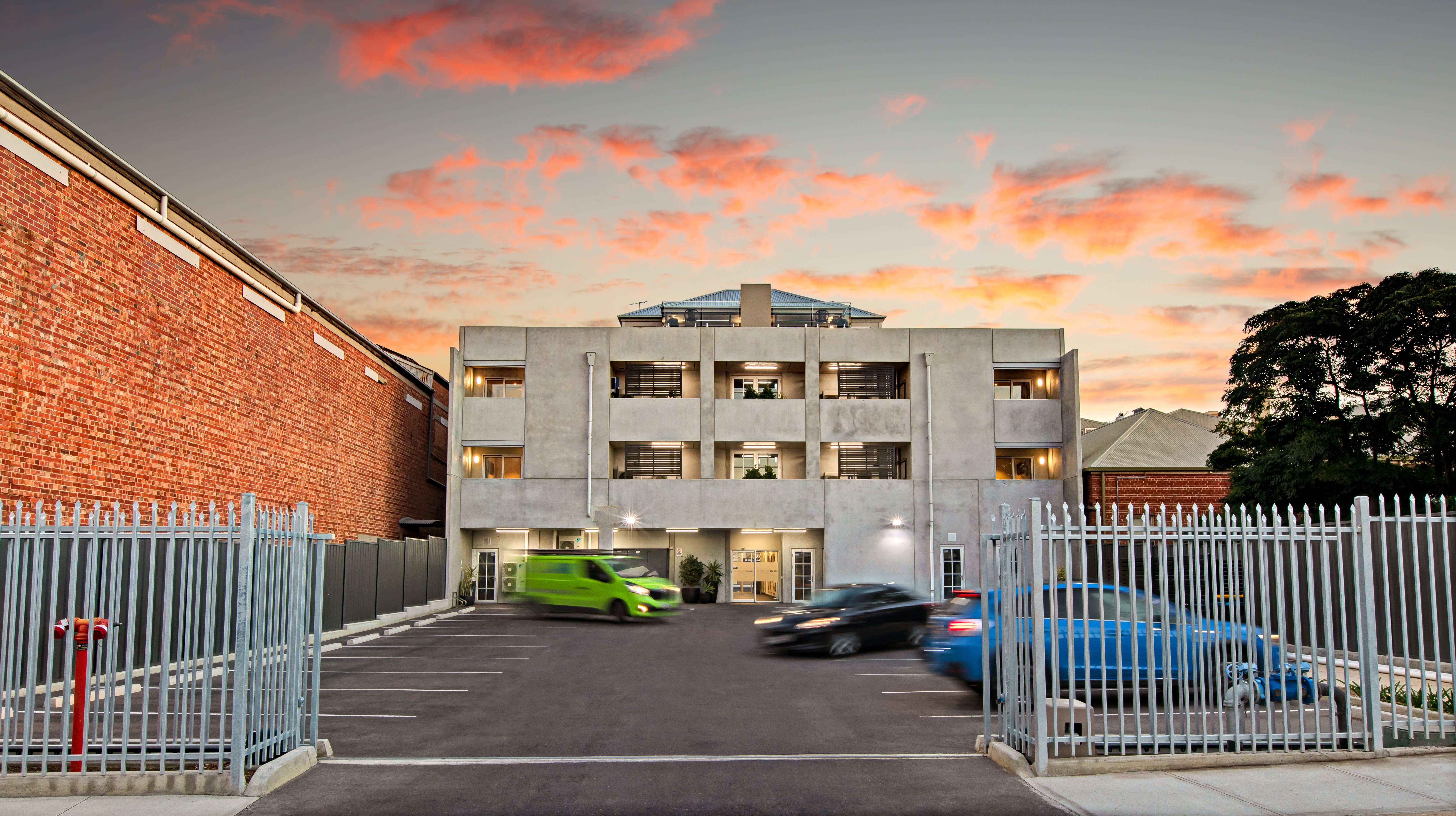 Semaphore Splash Apartments 42/50