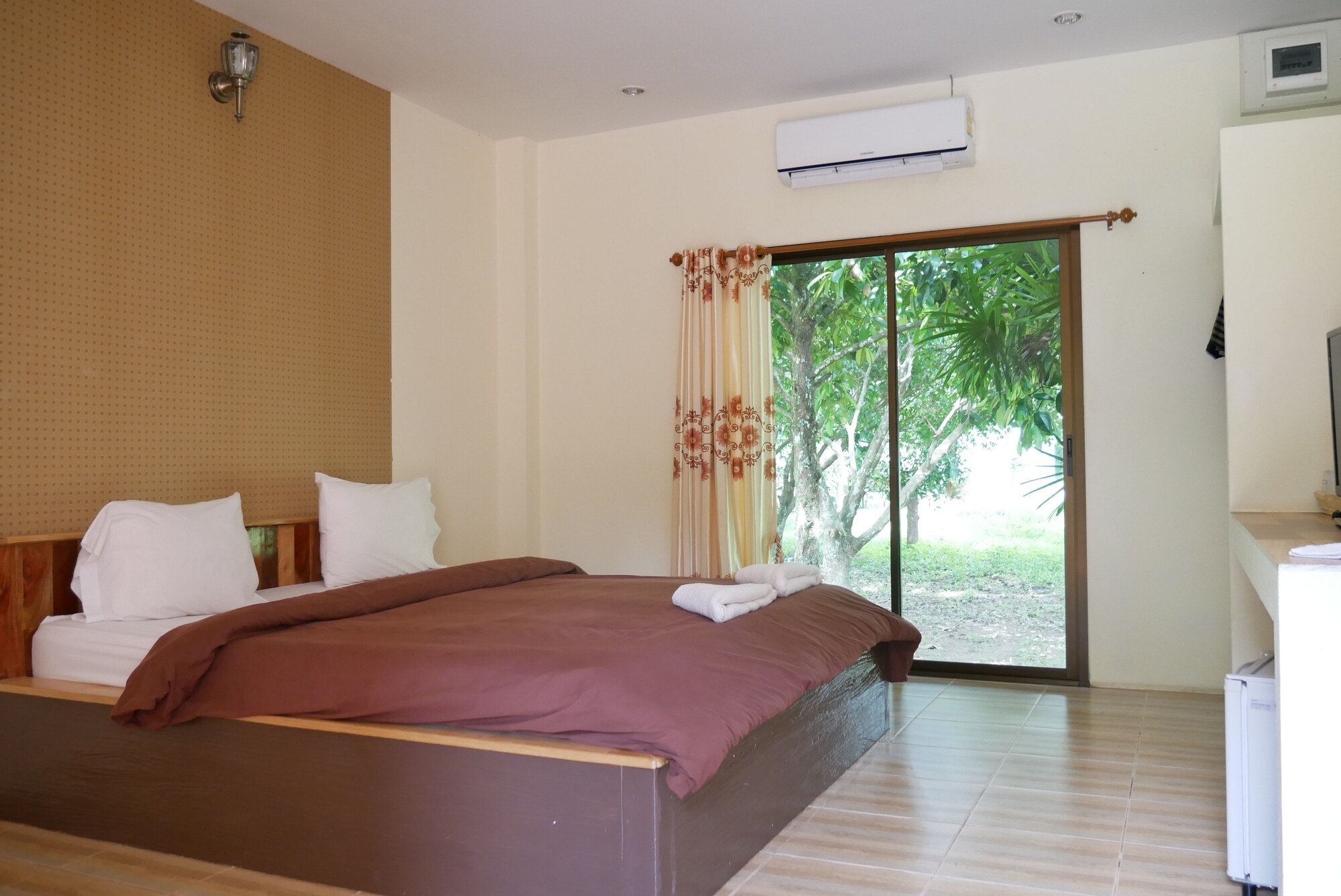 ROOM, DOUBLE BED, GARDEN VIEW
