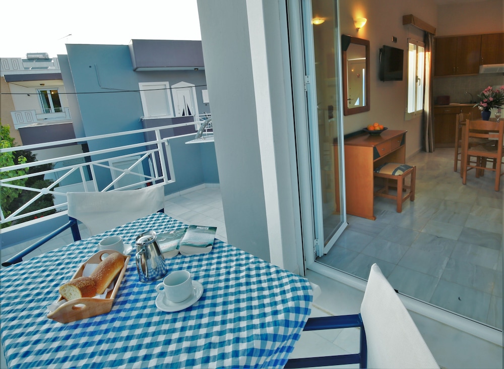 HOTEL ATHENA 17/30