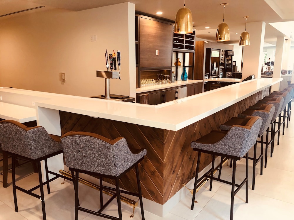 Hilton Garden Inn Miami Airport West 61/64