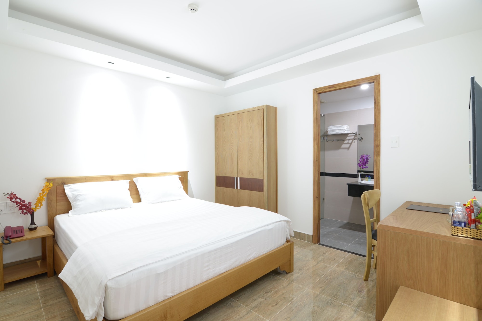 STANDARD, DOUBLE BED
