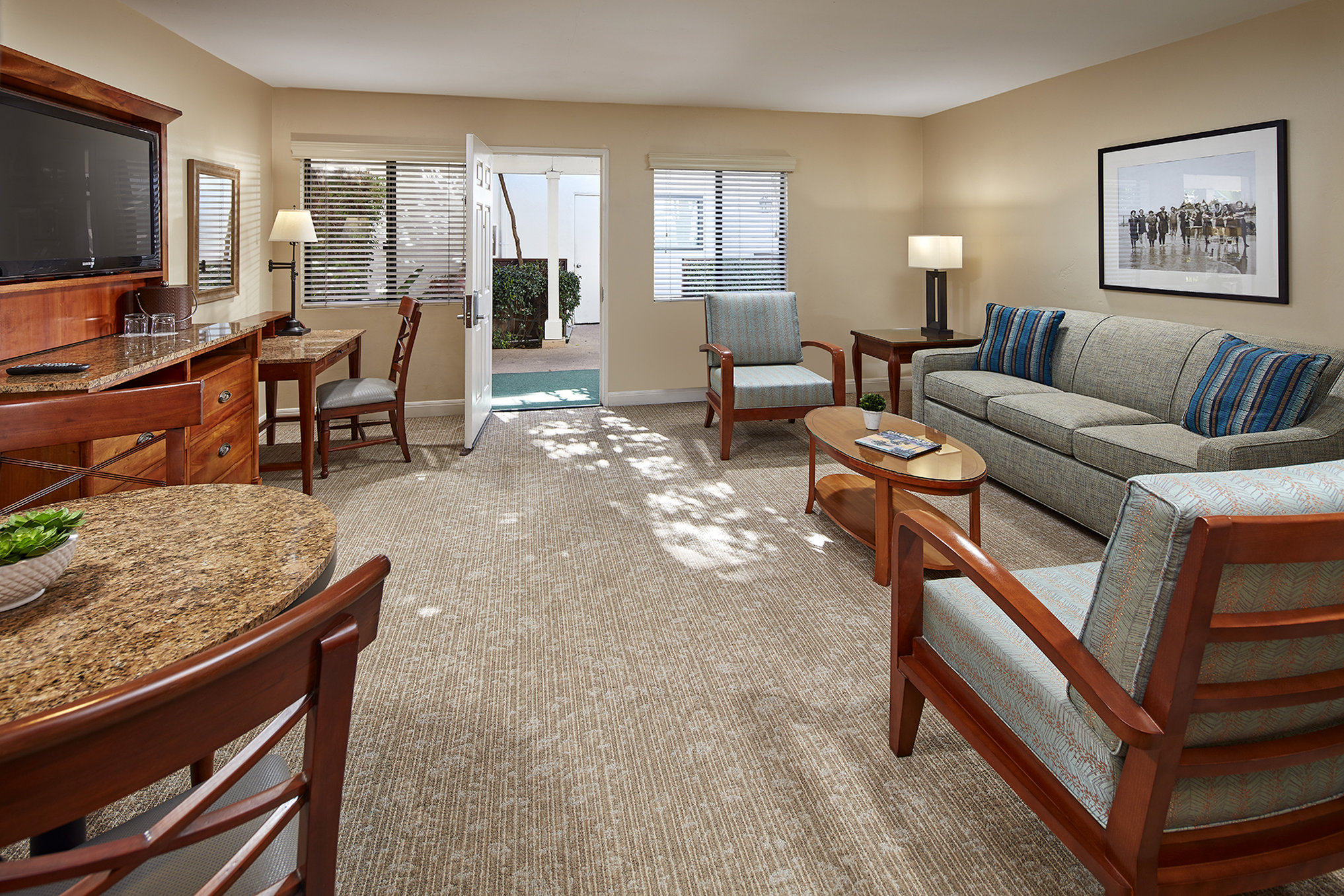 Glorietta Bay Inn 53/78