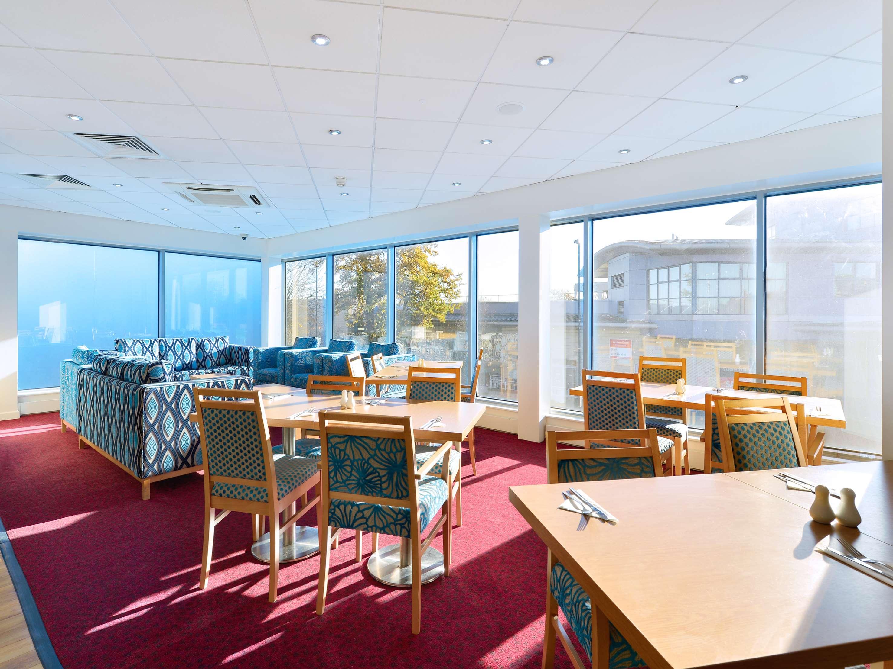 Travelodge Birmingham Maypole 18/22