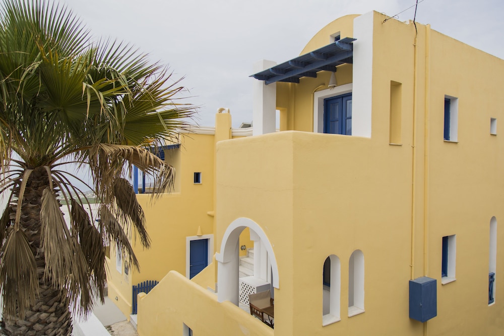 Cultural House 3/50