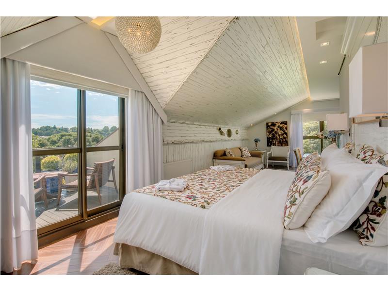 Junior Suite, Garden View