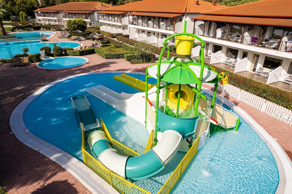 Alexandros Palace Hotel and Suites 77/83