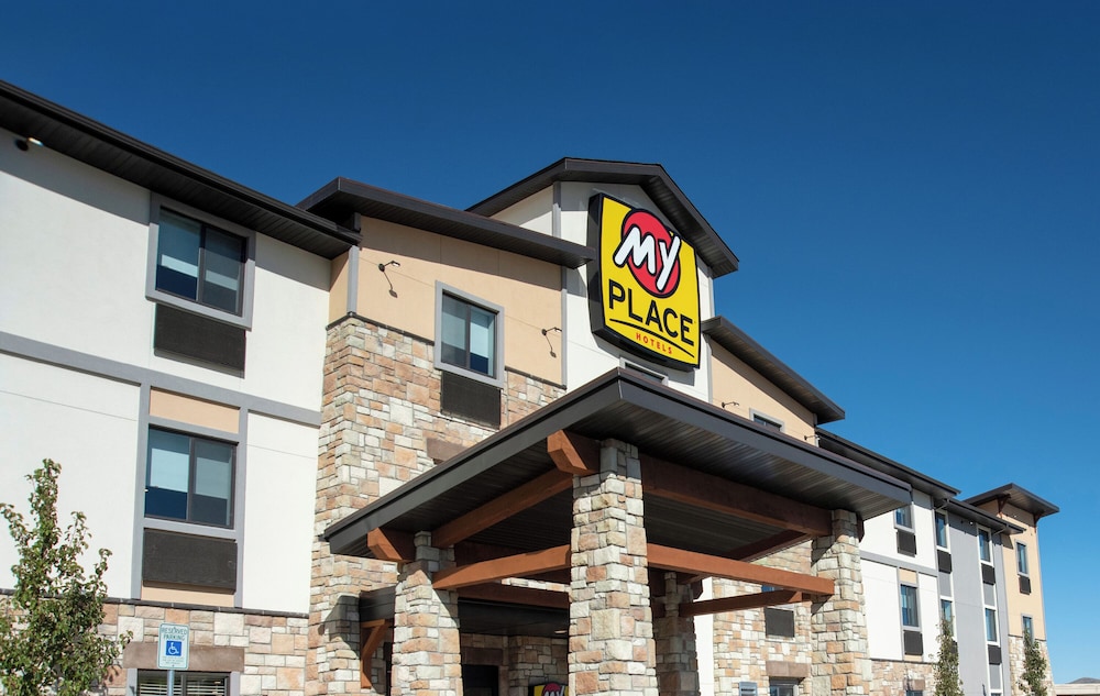 My Place Hotel-Idaho Falls, ID 1/17
