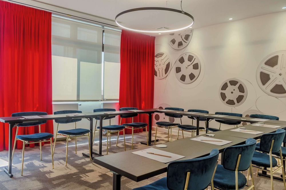 Best Western Plus L'Artist Hotel 60/78