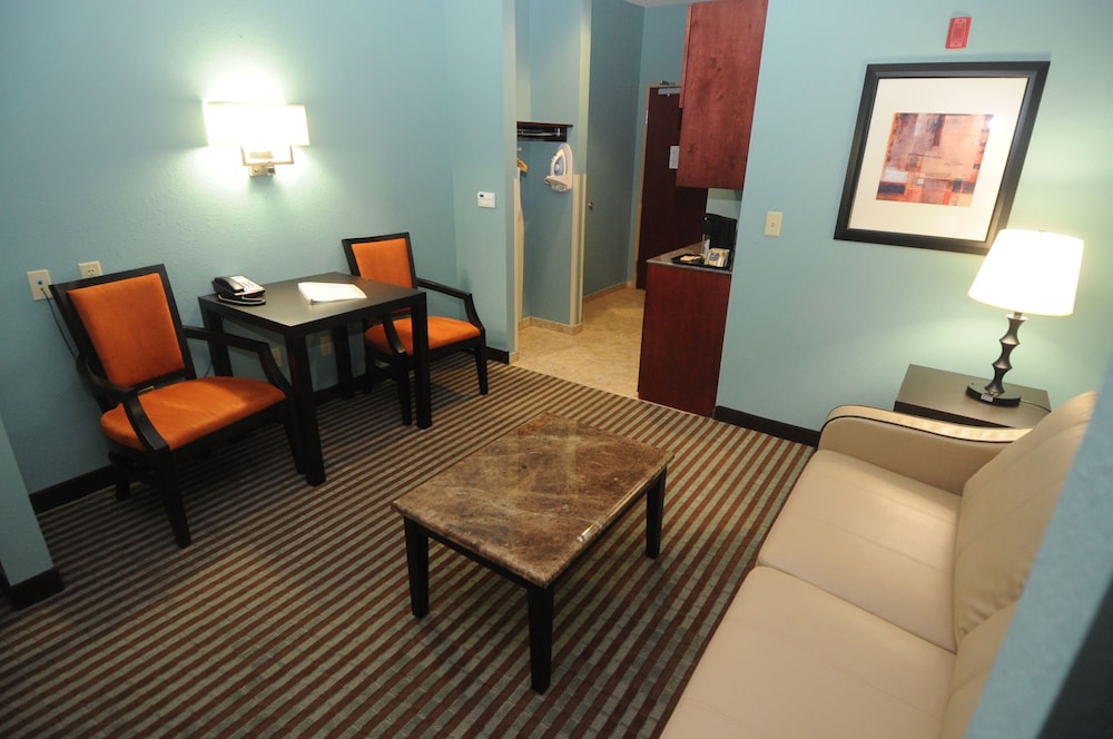Holiday Inn Express Somerset 32/44
