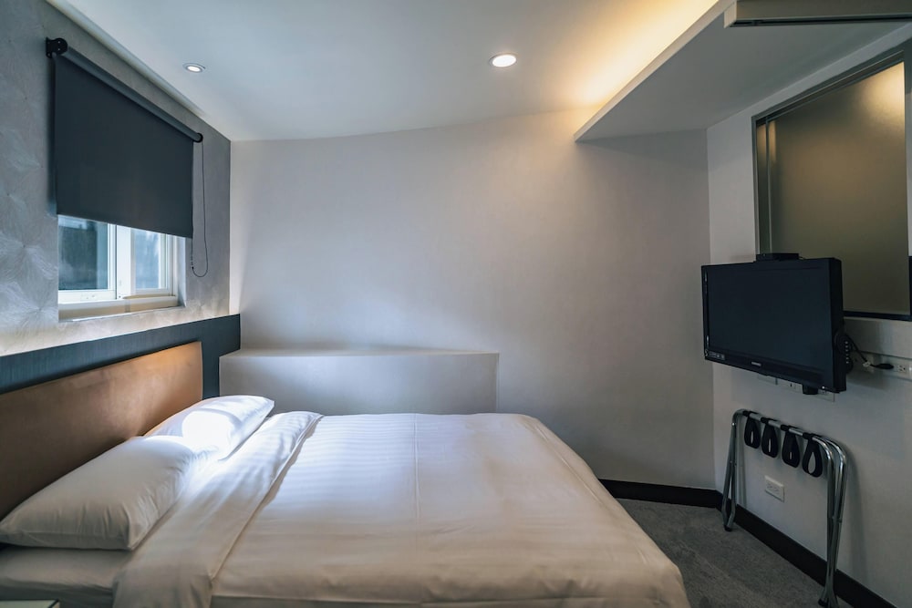 SUPERIOR, DOUBLE BED