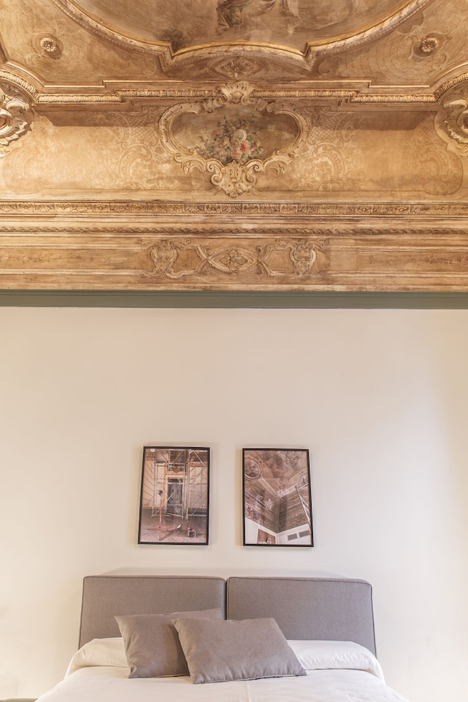 Relais Della Porta 64/71