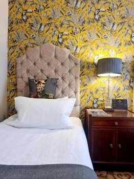 Colchester Boutique Hotel 24/50
