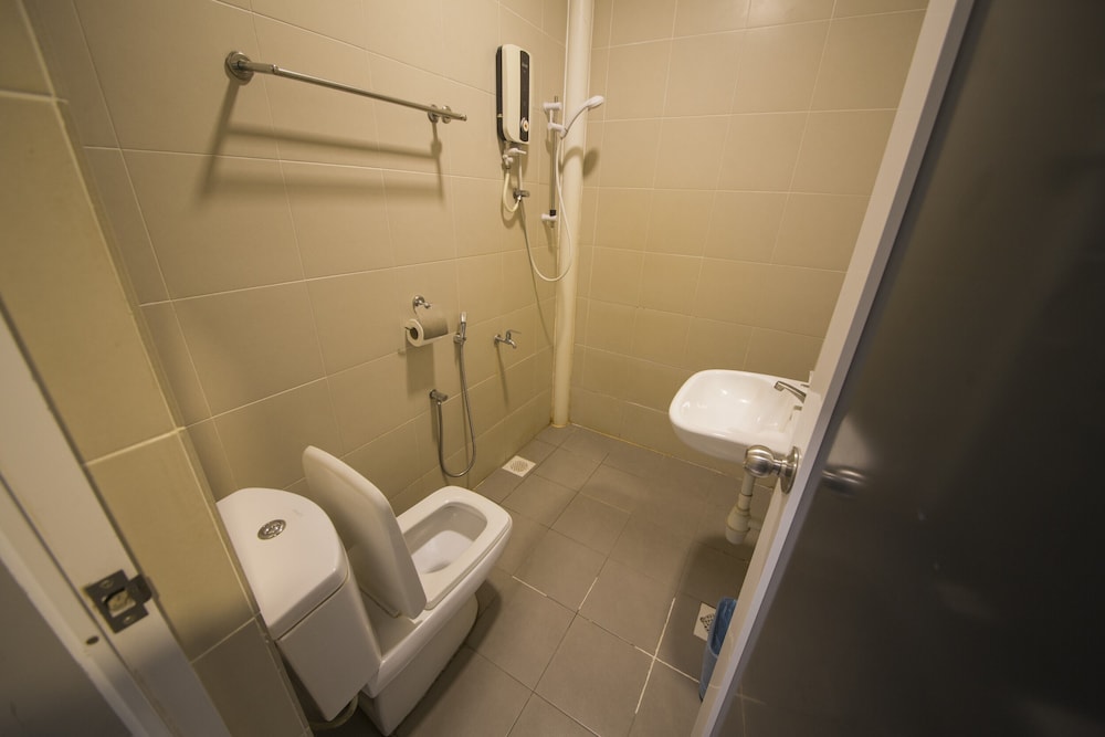 Elite Hotel Muar 48/50