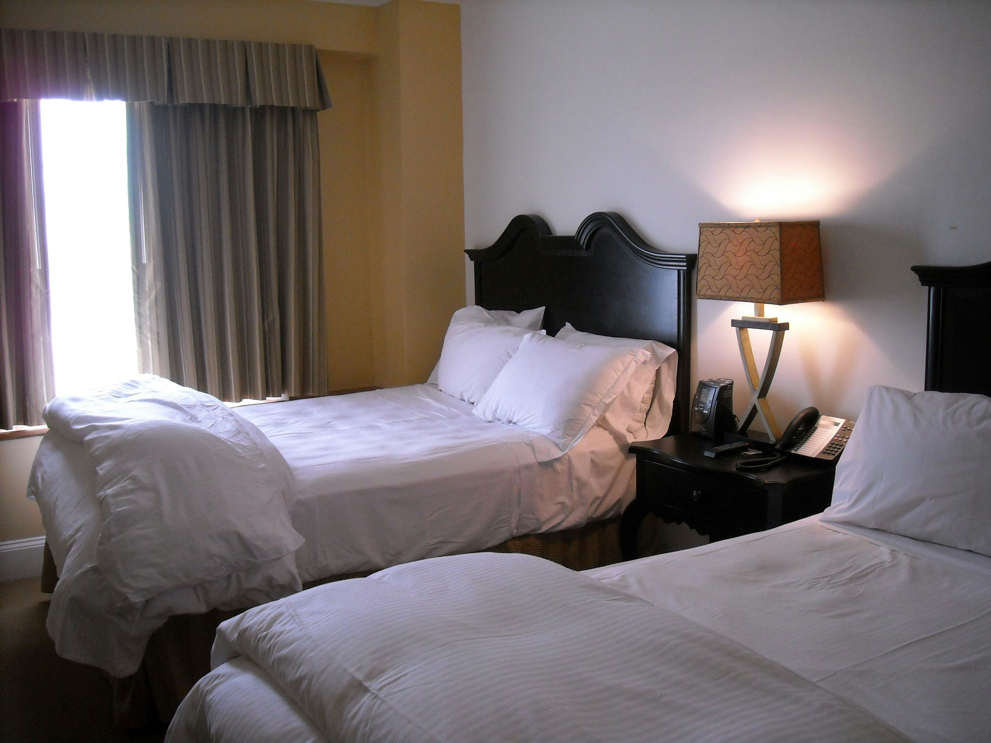 The Tidewater Inn 3/10