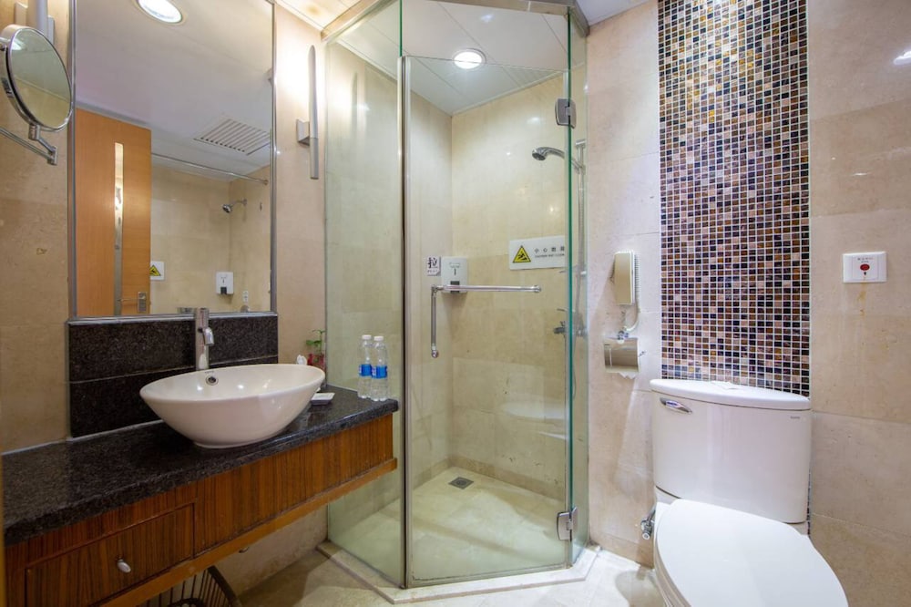 Liuhua Hotel Guangzhou 43/46