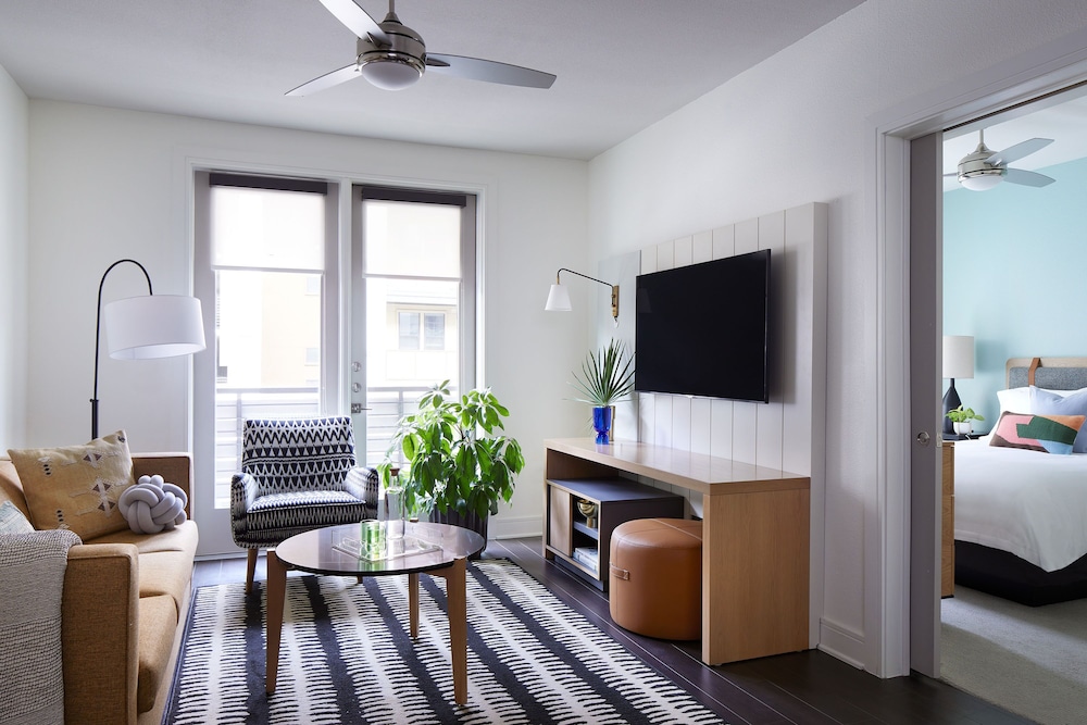 Sentral East Austin 1614 34/56