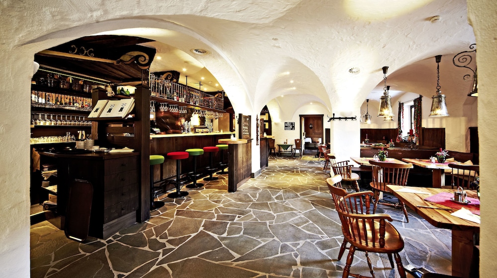 HOTEL SAALBACHER HOF 58/73