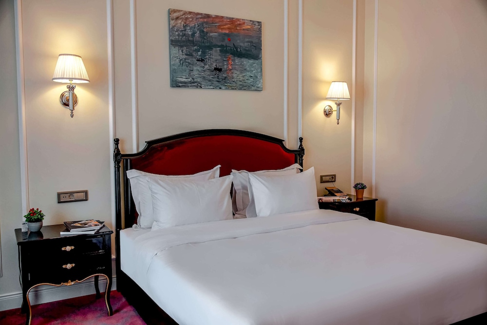 ANIM Boutique Hotel 11/37