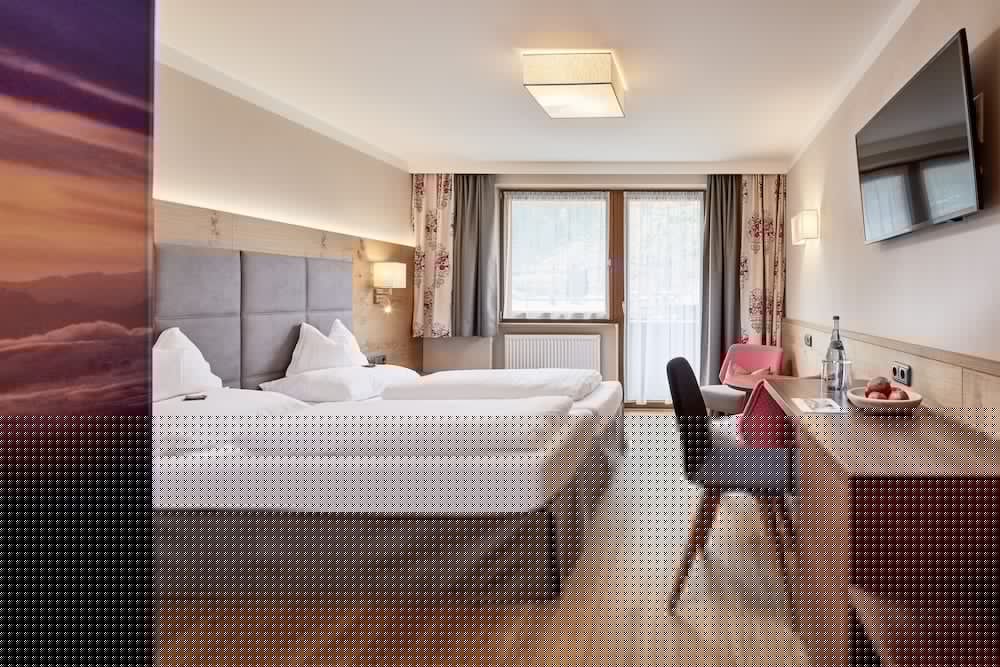 Hotel Neue Post 27/75