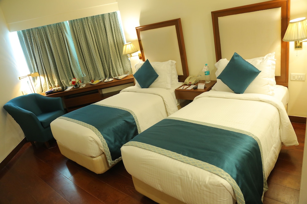 The Royal Plaza New Delhi 15/50