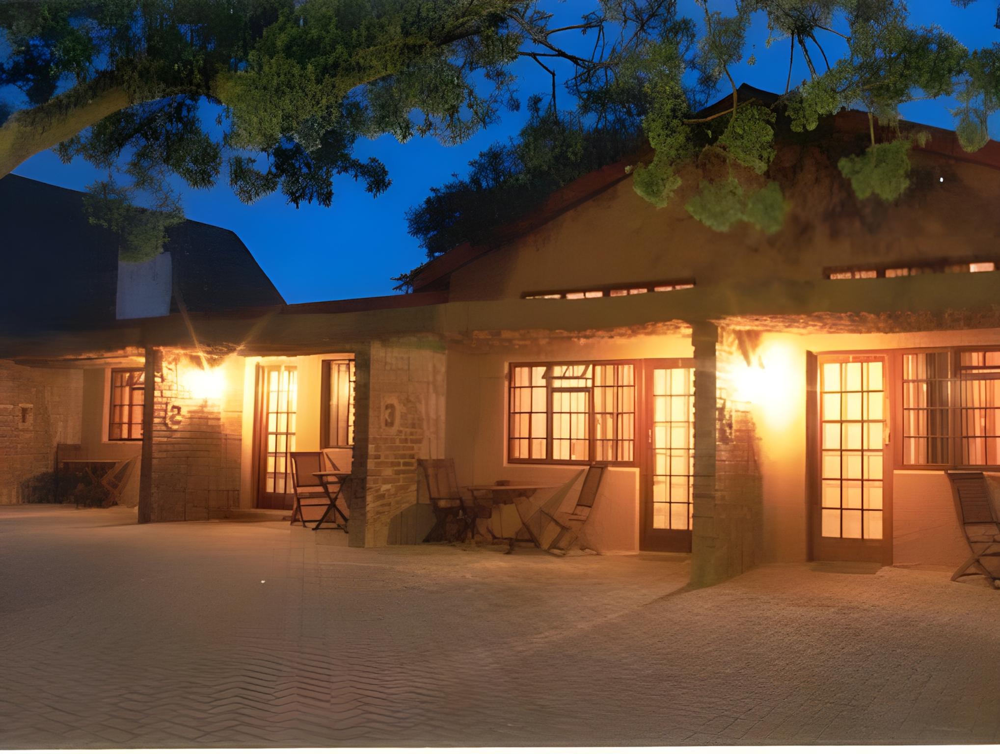 Treetops Guest House 3/24