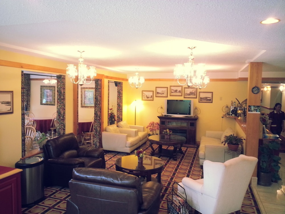 Granite Town Hotel 16/43